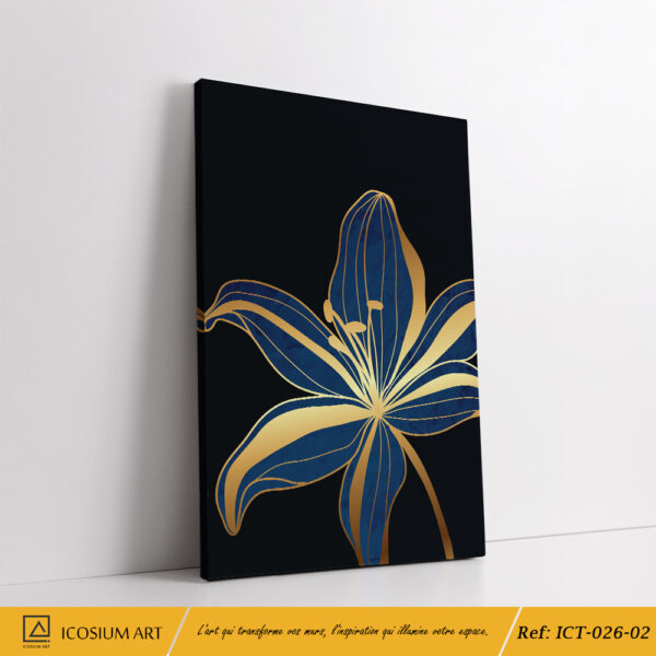 "Triptyque Lys Bleu et Or – Décoration Murale Élégante et Sophistiquée" – Image 3