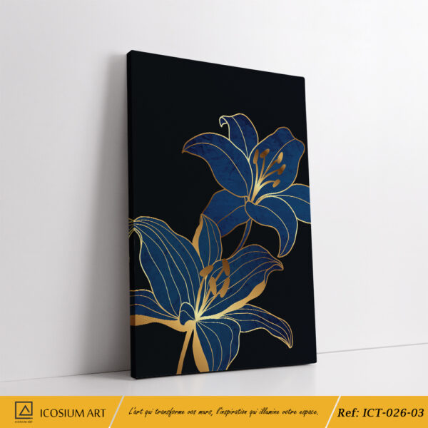 "Triptyque Lys Bleu et Or – Décoration Murale Élégante et Sophistiquée" – Image 4